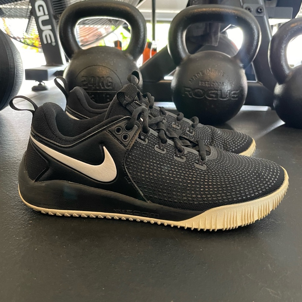 Nike Women's Zoom HyperAce 2 Volleyball Shoe